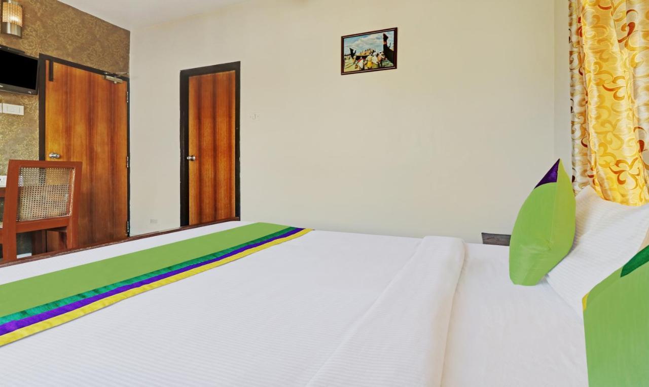 Treebo Trend Time Square Marine Drive Hotel Kochi Ngoại thất bức ảnh