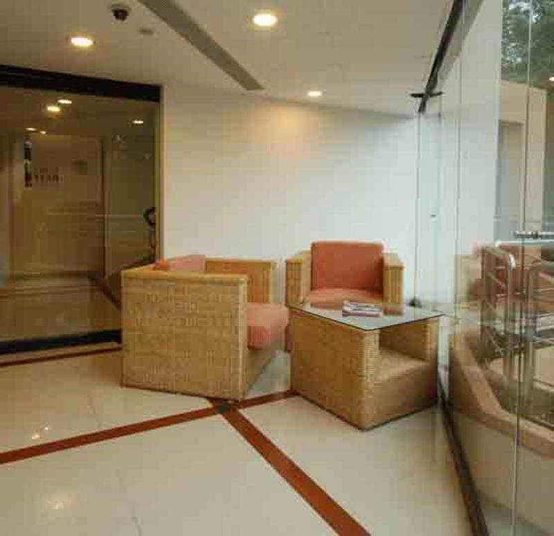 Treebo Trend Time Square Marine Drive Hotel Kochi Ngoại thất bức ảnh
